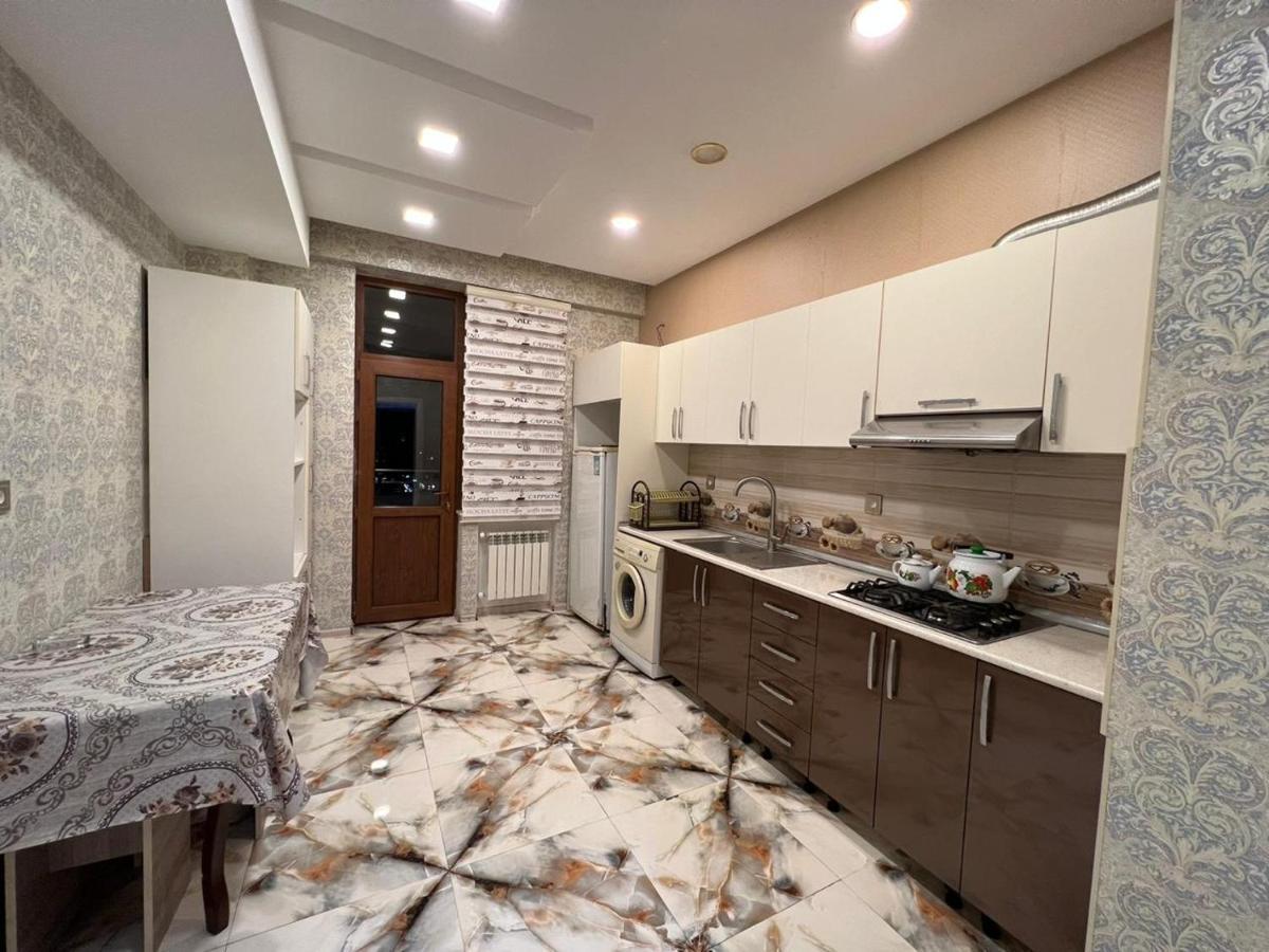 Bakuvi Apartments On New Boulveard Ngoại thất bức ảnh